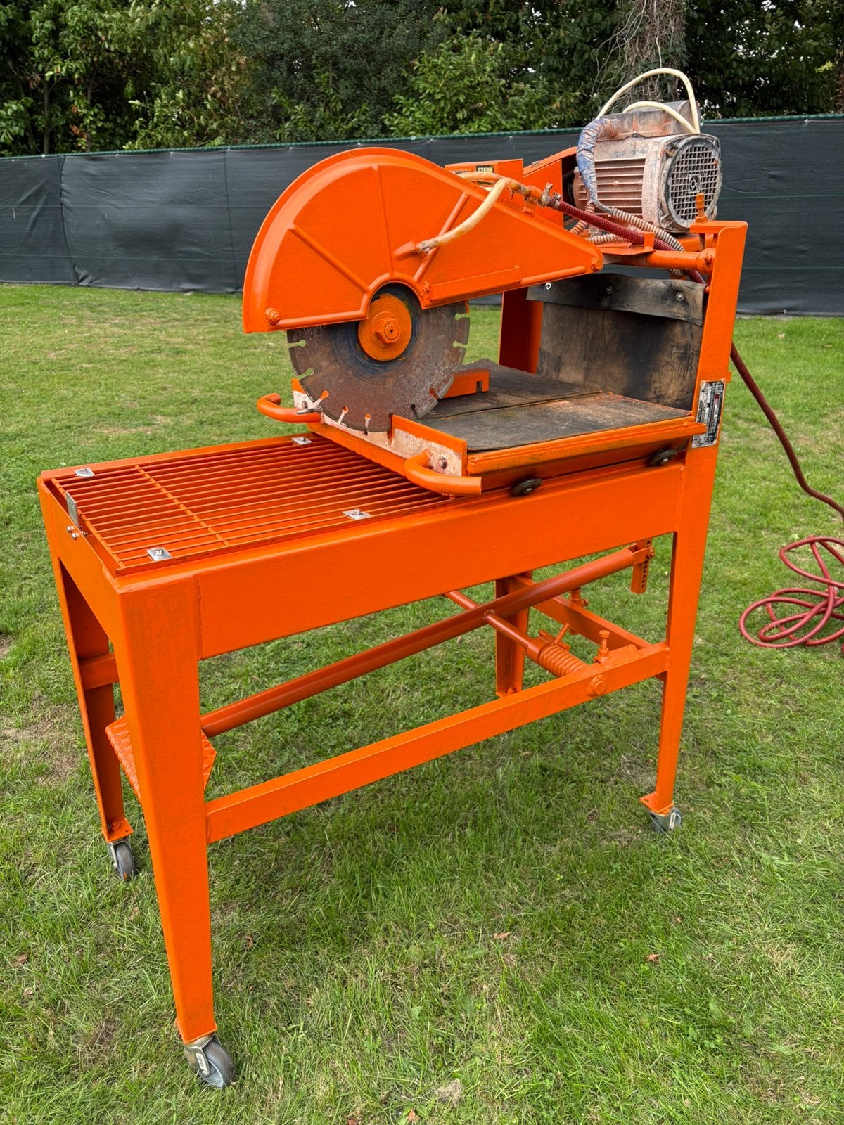 Universele steenzaag tafelzaag, Doe-het-zelf en Bouw, Ophalen, Gebruikt, 70 mm of meer, Afkortzaag