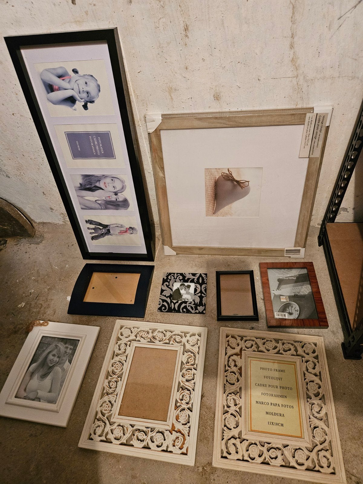 fotokaders,kapstok ,puzzelnieuw,nieuwe vuilbakken, Ophalen of Verzenden