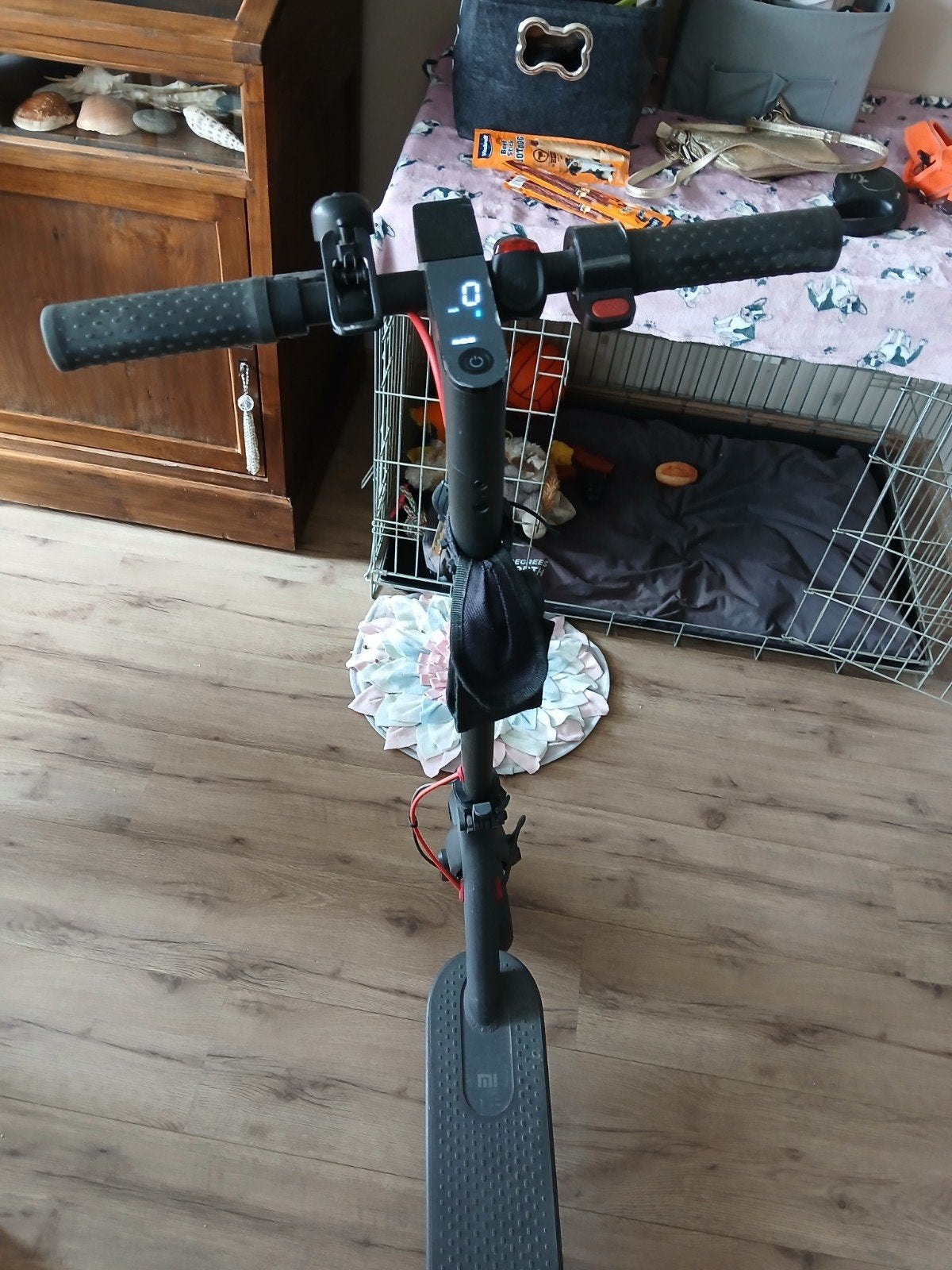 2 steps kan je in 3 standen zetten 15,20,25km per uur rijden, Ophalen, Gebruikt, Elektrische step (E-scooter), Mi