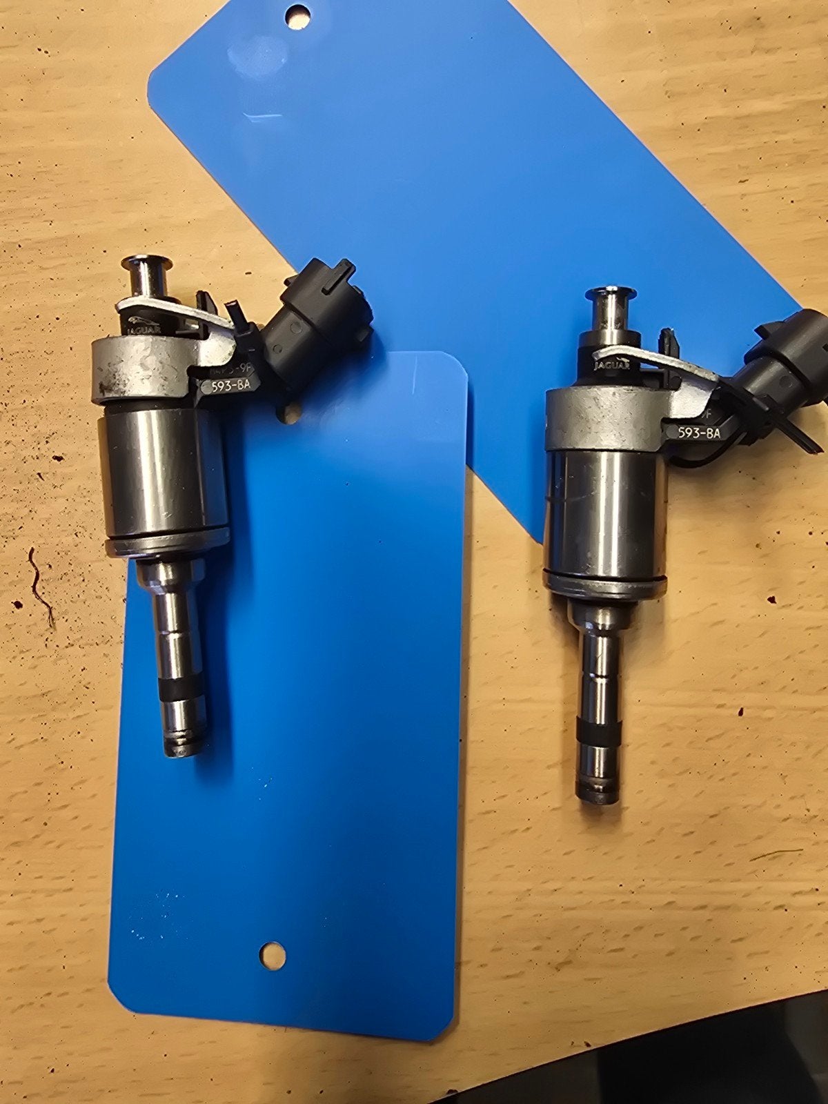 Injector land rover range rover 2.0 Benzine, Ophalen of Verzenden, Land Rover