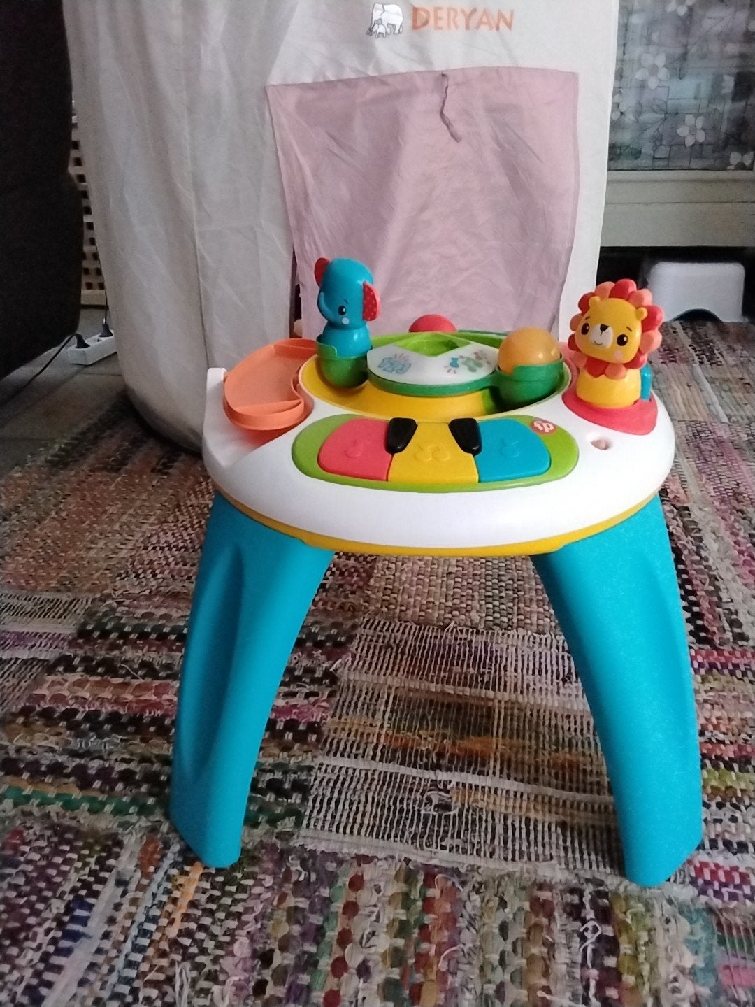 activiteiten tafel speeltafel baby, Ophalen, Zo goed als nieuw
