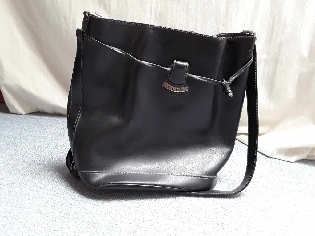 Sac Courrège Paris, Bijoux, Sacs & Beauté, Sacs | Sacs à bandoulière, Enlèvement ou Envoi, Utilisé, Cuir