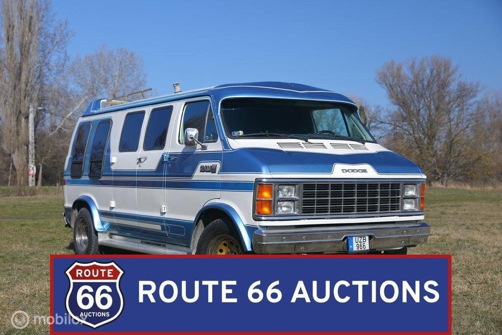 Dodge Ram Van B150 | 1982 | Route 66 Auctions, Auto's, Zwart, Bedrijf, Handgeschakeld, Overige carrosserie