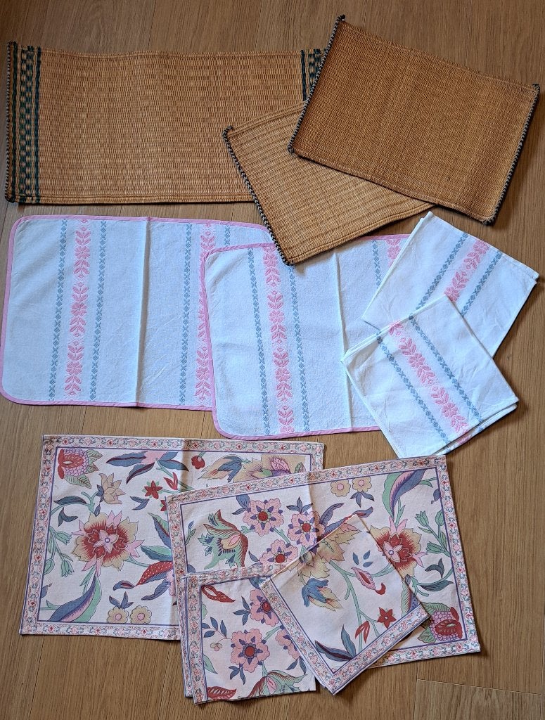 Nombreux Sets de table, Comme neuf, Autres couleurs, Set de table, Lavable