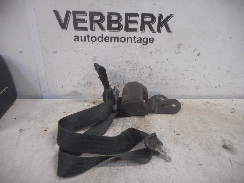 VEILIGHEIDSGORDEL RECHTS VOOR Ford Escort 3 (GAA), Auto-onderdelen, Gebruikt, Henry-Ford-Straße  1
50735  Köln, DE, Ford-Werke GmbH