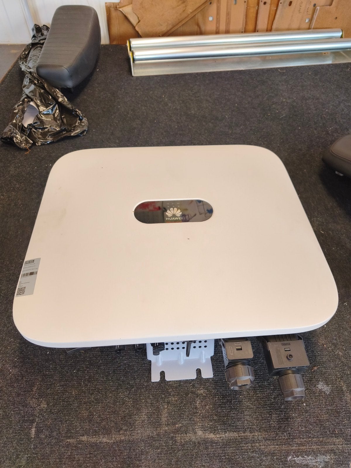 Huawei hybride omvormer sun 2000 6ktl met wifi connecter, Ophalen, Zo goed als nieuw, Overige typen