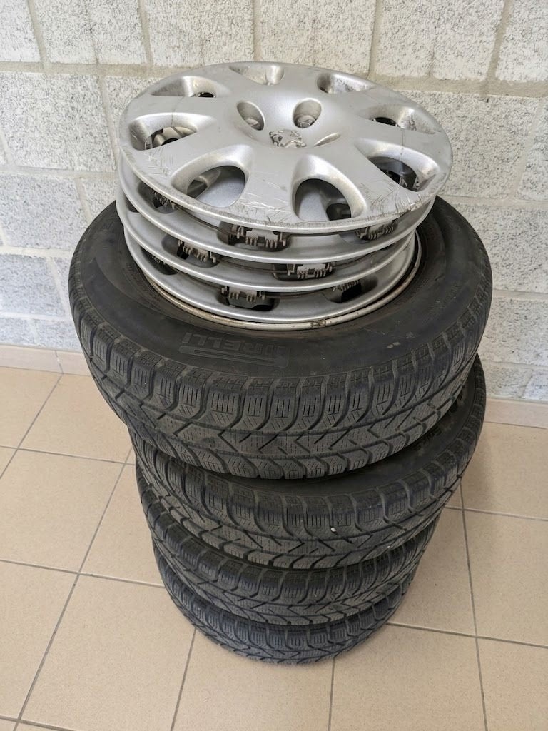 Kit Jante hiver (4 x 108) + pneus Pirelli 195/65/15 Peugeot, 15 pouces, Pneus et Jantes, Pneus hiver, Véhicule de tourisme