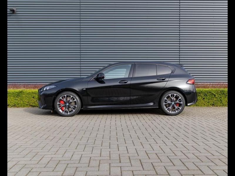 BMW Serie 1 120 M SportPakket Pro, Auto's, BMW, Automaat, 1 Reeks, Euro 6, Zwart