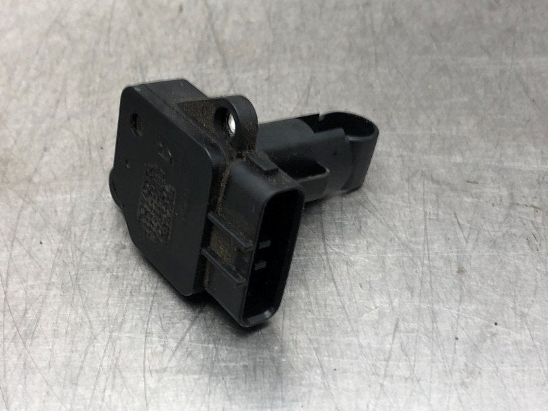 DÉBITMÈTRE Corolla Verso (E12) (|2220422010|1974002030|), Utilisé, Toyota
