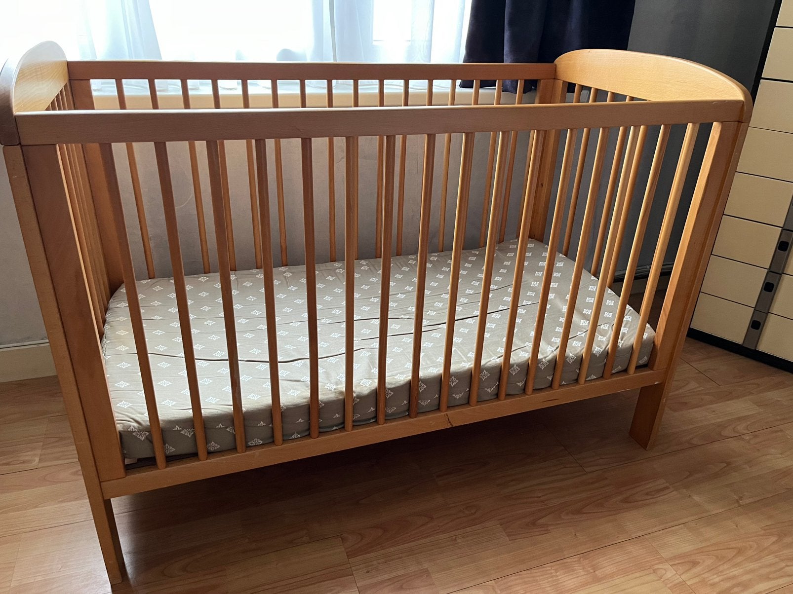 Kinderbed verstelbaar, Kinderen en Baby's, Ophalen, Zo goed als nieuw