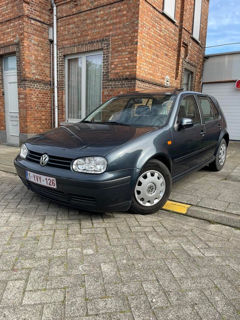 Volkswagen Golf 4 1.4 16V Benzine Schuifdak 1ste eigenaar, Auto's, Stof, Airbags, 55 kW, Zilver of Grijs