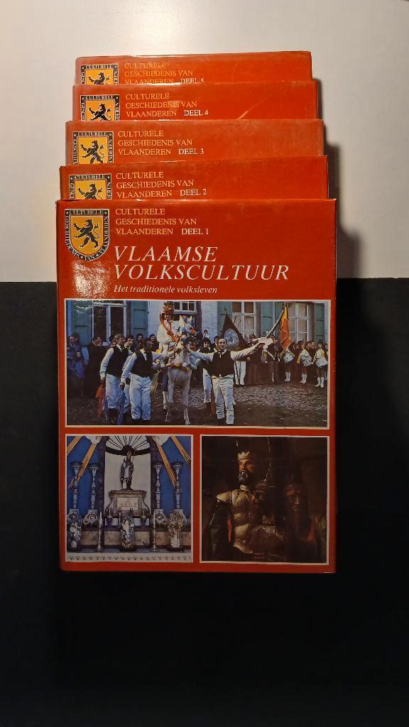 Culturele Geschiedenis van Vlaanderen. 10 delen, Enlèvement, Comme neuf, Diverse auteurs