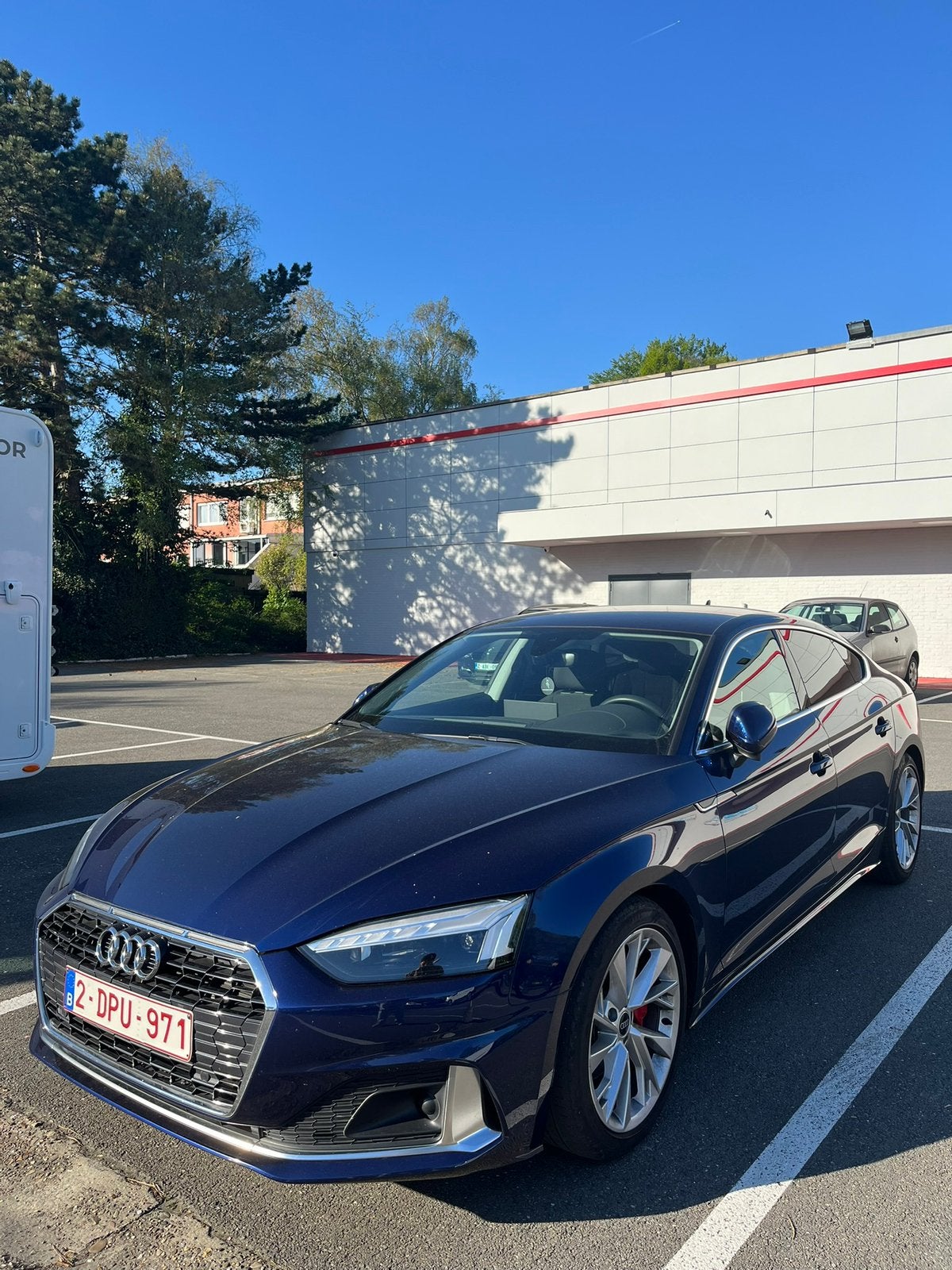 Audi A5 40tfsi mild hybrid benzine 2023, Auto's, Stof, Blauw, Berline, 5 deurs