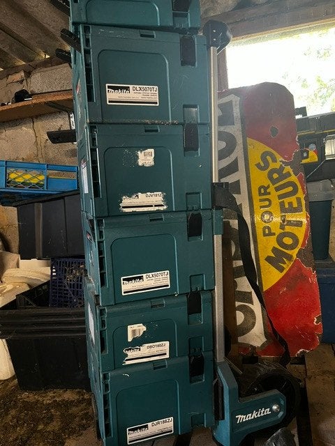 Boites Makita avec trolley, Enlèvement, Comme neuf