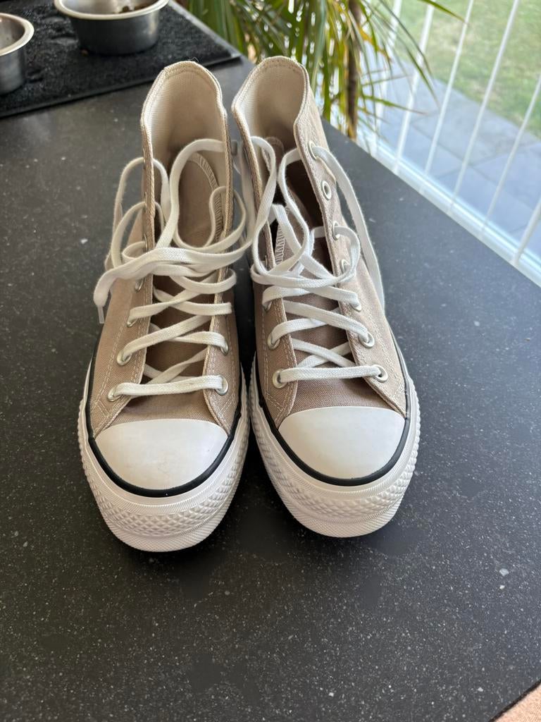 Converse All Star Chuck Taylor taille 39 neuve, Neuf, Beige, Sneakers et Baskets, Enlèvement