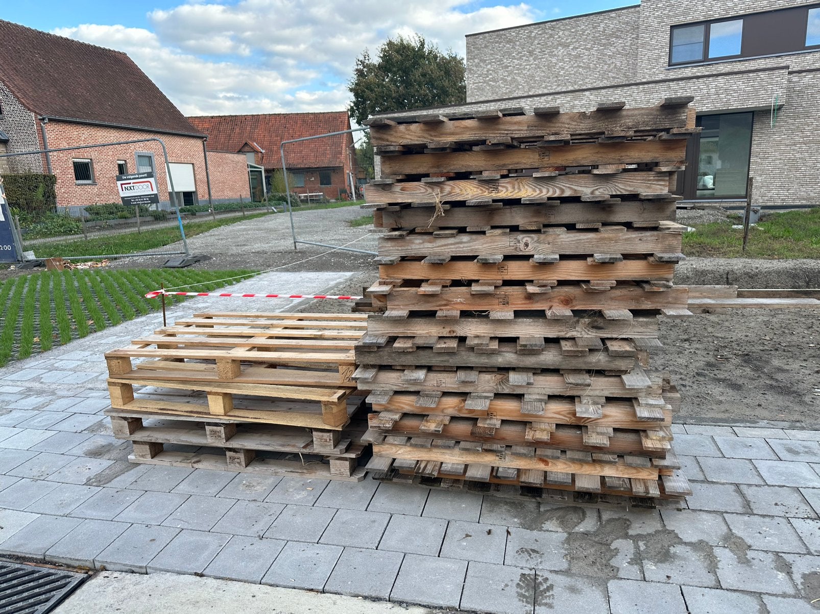 Brandhout pallet, Ophalen, Zo goed als nieuw, Pallet