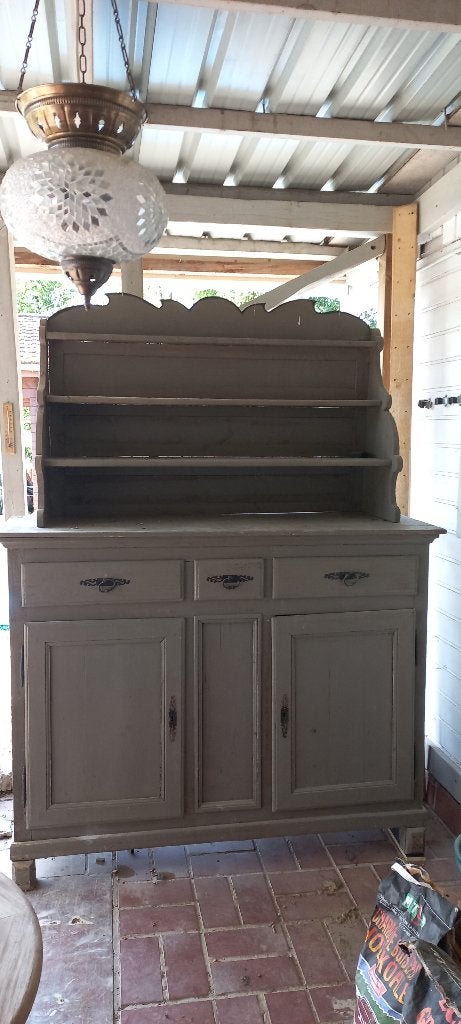 Ancien buffet, Maison & Meubles, 25 à 50 cm, 100 à 150 cm, Utilisé, Avec tiroir(s)
