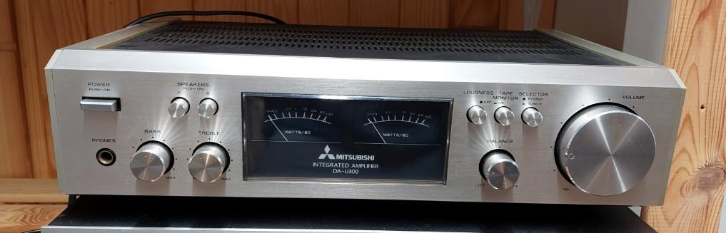amplificateur Mitsubishi DA-U300, Autres marques, Enlèvement ou Envoi, 60 à 120 watts, Stéréo