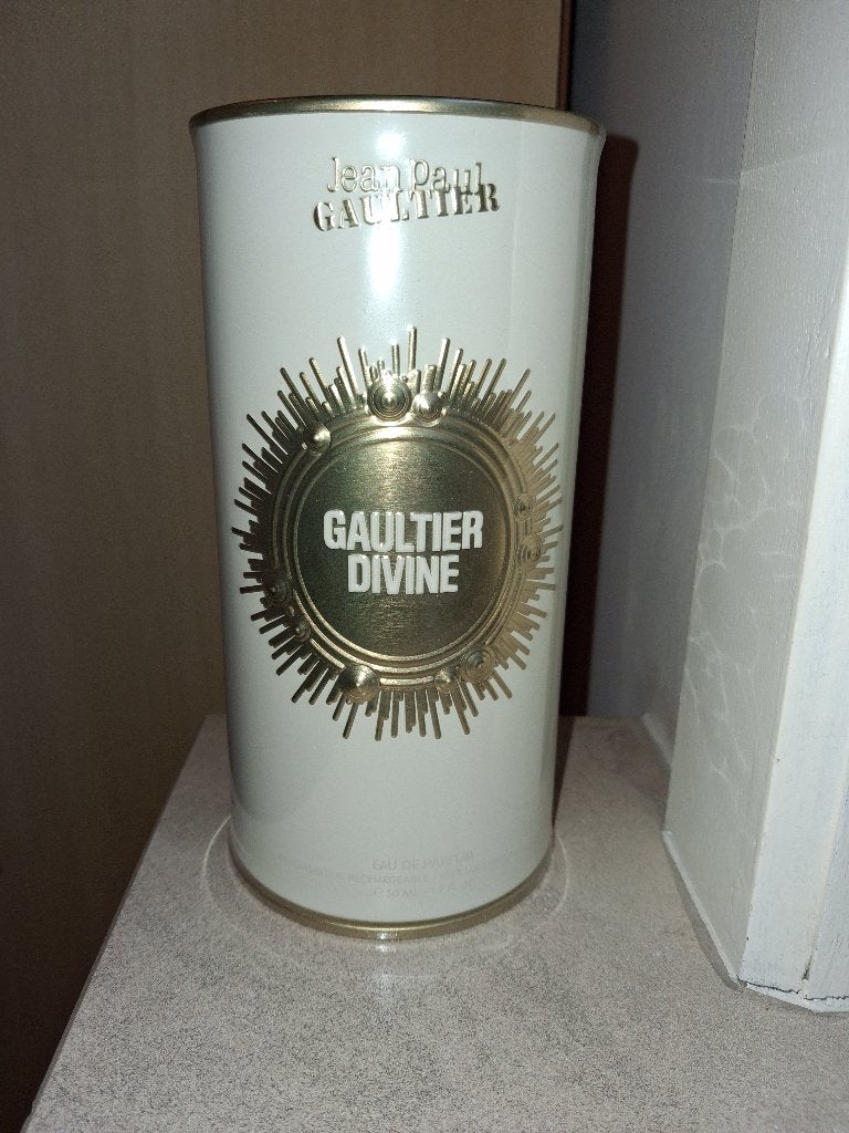 Jean Paul Gaultier Divine Eau de Parfum 50ml NIEUW dames, Bijoux, Sacs & Beauté, Beauté | Parfums, Enlèvement, Neuf