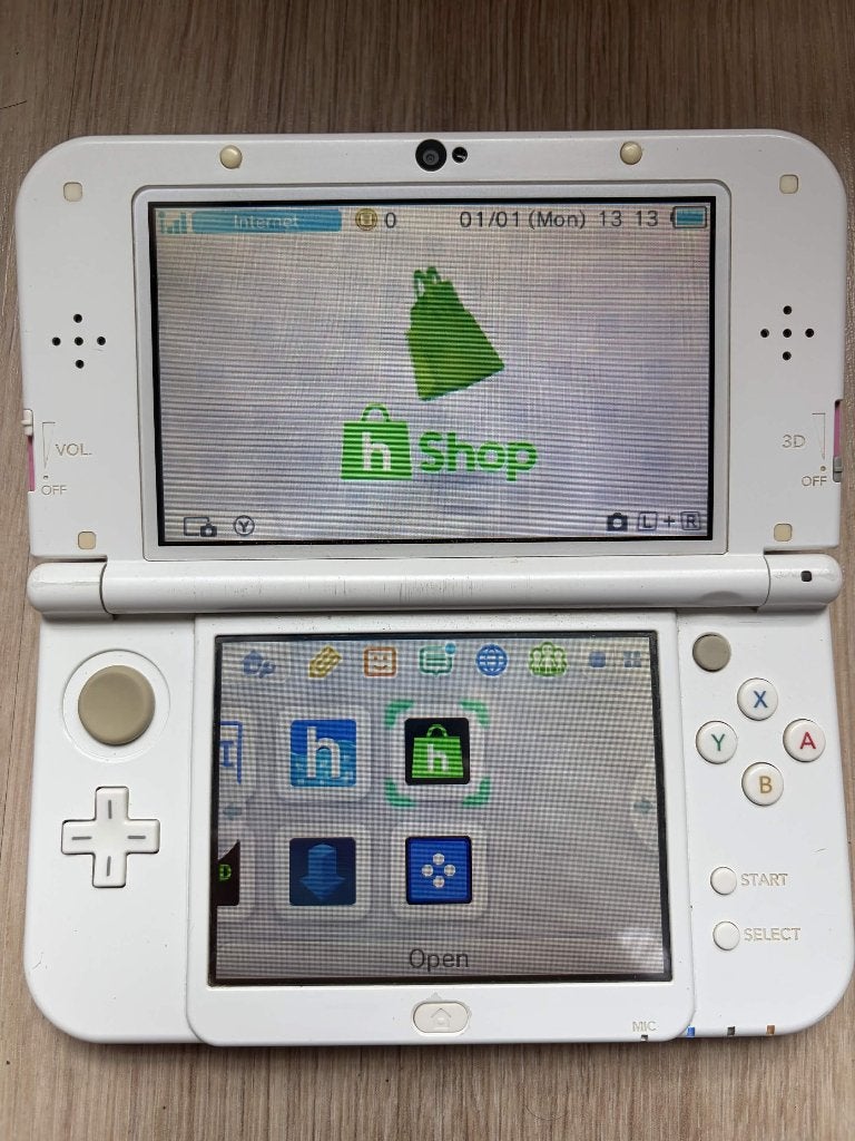 New 3DS XL, Consoles de jeu & Jeux vidéo, Consoles de jeu | Nintendo 2DS & 3DS, Enlèvement ou Envoi, Utilisé, Rose, 3DS