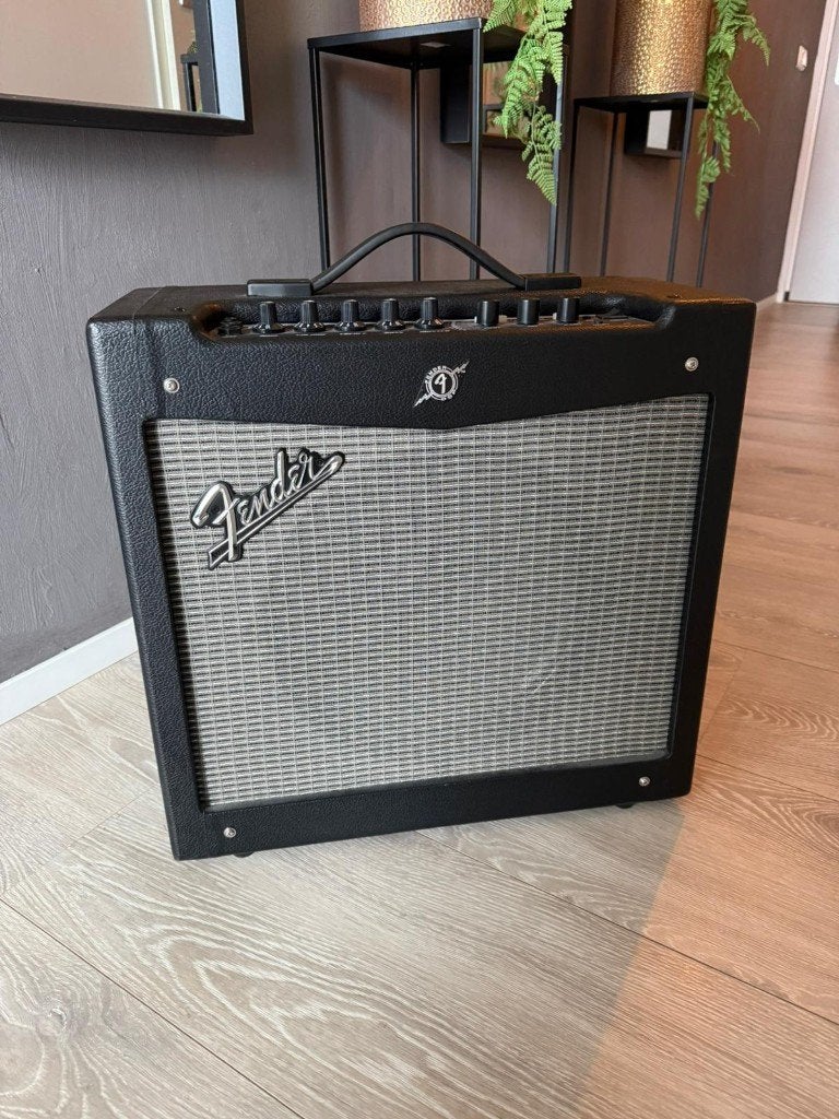 Fender Mustang II V.2 – 40W Modeling Gitaarversterker, Muziek en Instrumenten, Ophalen, Zo goed als nieuw, Gitaar, 100 watt of meer
