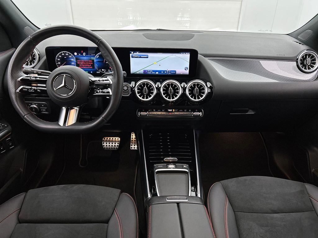 Mercedes-Benz GLA-klasse GLA 250 e AMG Line Verwarmde Zetels, Stof, 4 cilinders, 16 kWh, 5 zetels