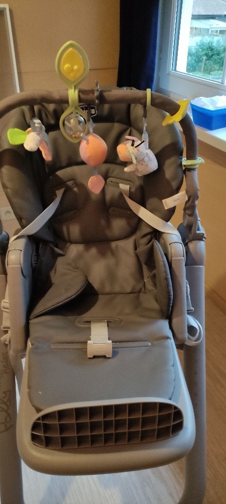 kindereetstoel, Ophalen, Zo goed als nieuw, Aanschuifbaar