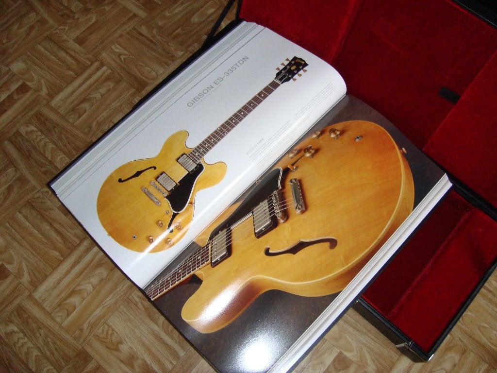 The Guitar Collection Book, Boeken, Ophalen, Zo goed als nieuw, Instrument