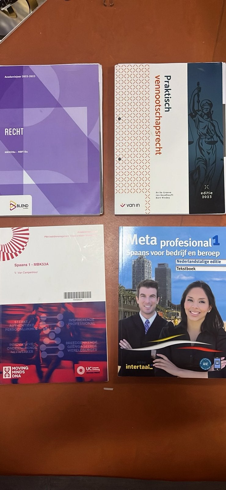 Bedrijfsmanagement boeken UCLL, Enlèvement, Comme neuf