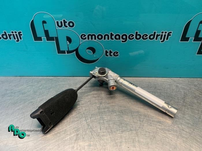 Tendeur de ceinture gauche d'un Fiat Punto Evo (Punto Evo 08, -, 3 mois de garantie, Utilisé, Fiat