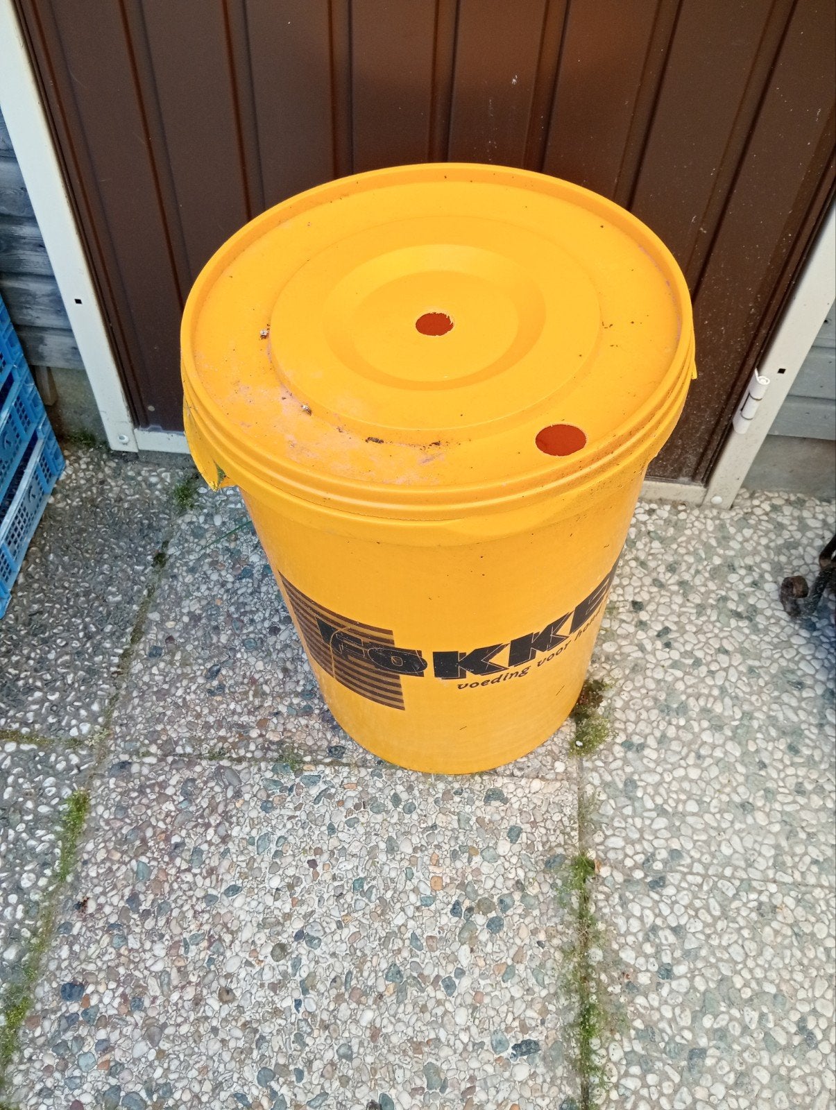 Grote ton met deksel GRATIS ophalen, Ophalen