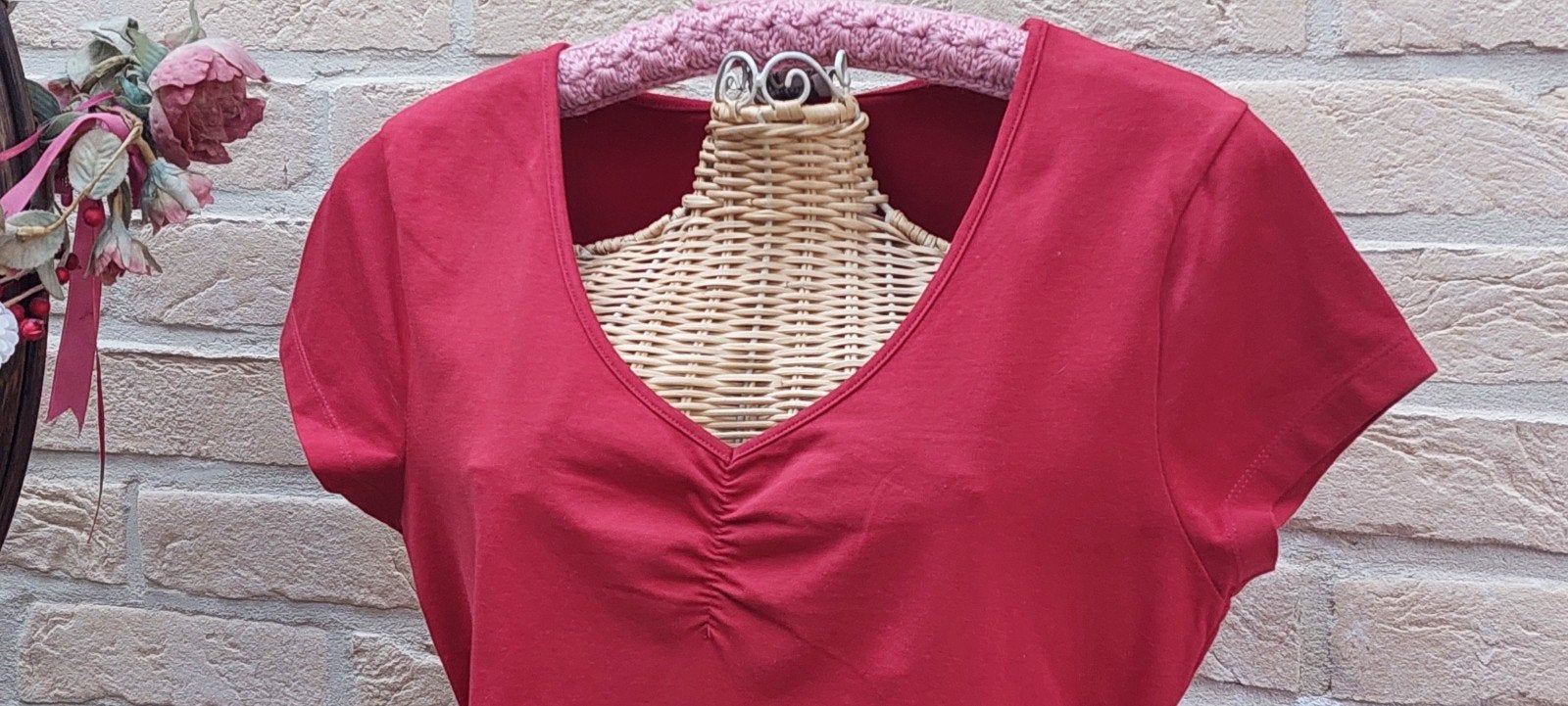 T shirt maat l essentials, Kleding | Dames, T-shirts, Maat 42/44 (L), Ophalen of Verzenden, Zo goed als nieuw, Korte mouw