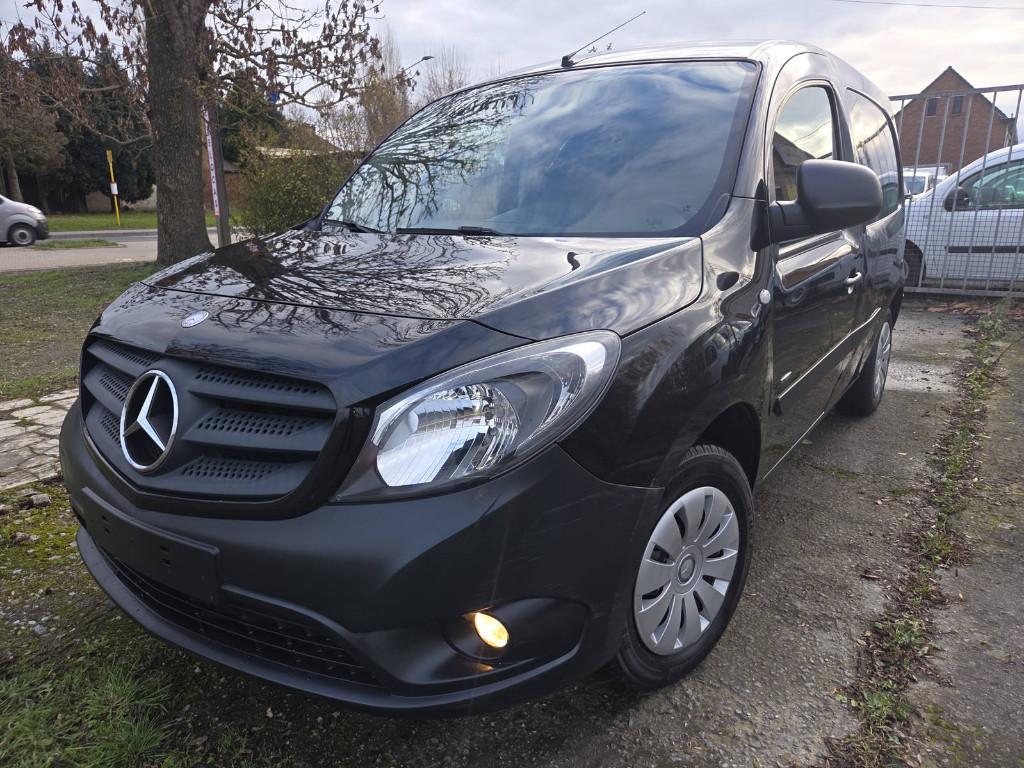 Mercedes Citan noir 92000km 1.5cdi 80cv 60kw euro6 Airco., Autos, Mercedes-Benz, Entreprise, Achat, Citan Combi, ABS, Airbags