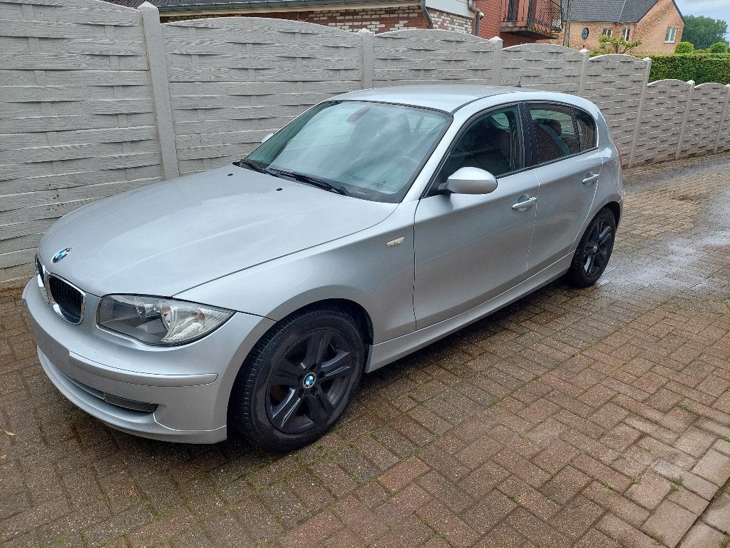 BMW 116i 85kw, Auto's, BMW, 1596 cc, Zwart, 4 cilinders, Leder