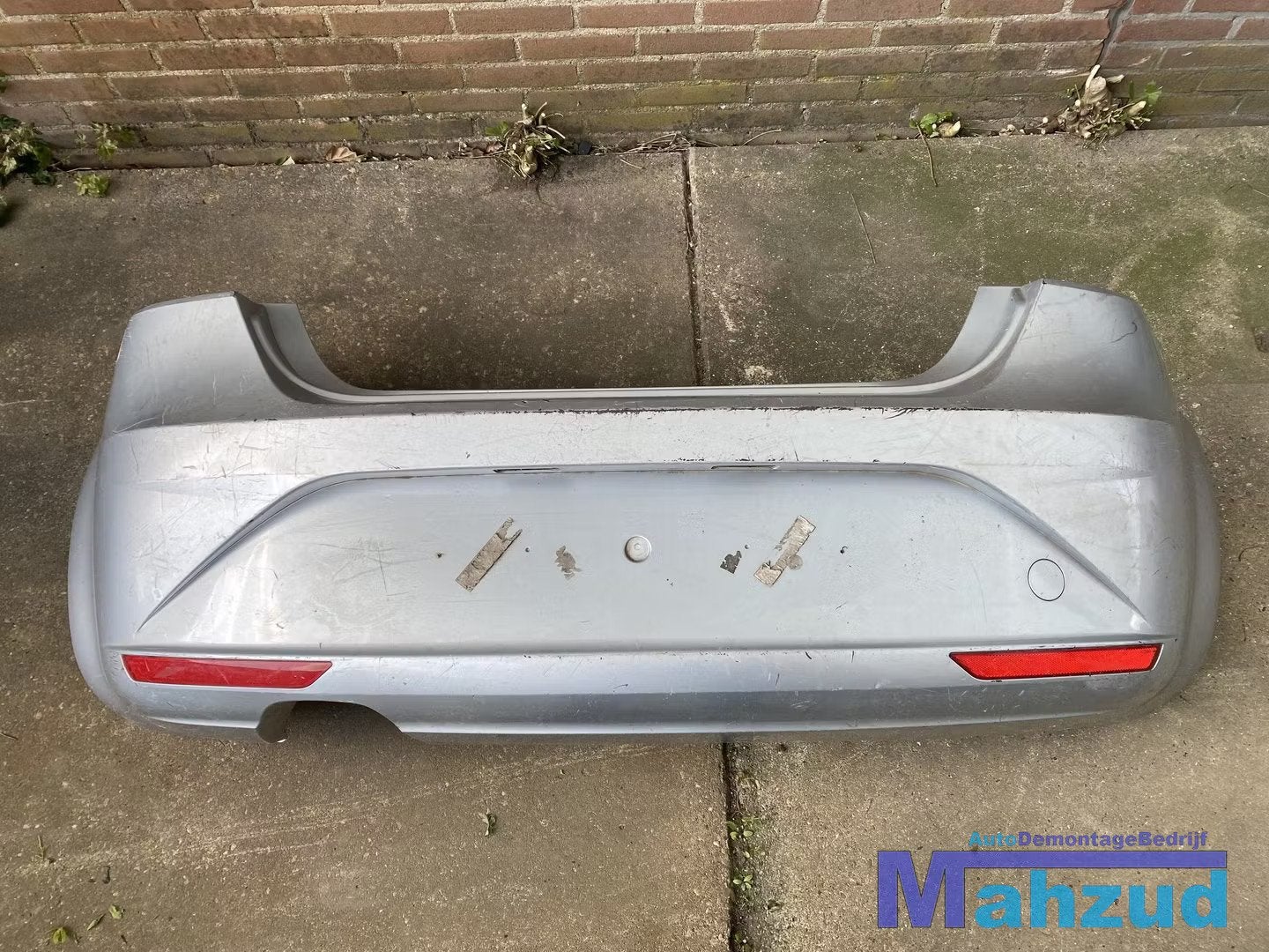 SEAT LEON 2 Grijs zilver Achterbumper bumper achter 2005-201, Auto-onderdelen, Gebruikt, Autovia A-2, Km 585 585
08760  Martorell, ES
