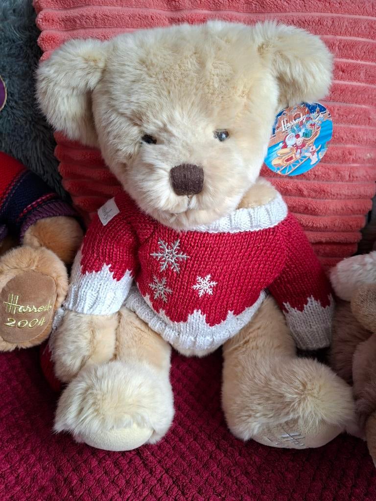 Mooie beren van harrods 2 stuks per stuk 45€, Ophalen