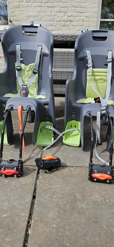 2 sièges de vélo Polisport Boodie, Vélos & Vélomoteurs, Accessoires vélo | Sièges de vélo, 0 à 18 kg, Repose-pieds, Enlèvement
