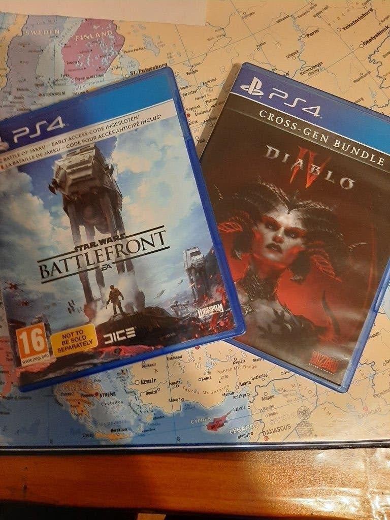 2 CD PS4 (DIABLO 4, BATTLEFRONT), Ophalen, Online, Zo goed als nieuw, Role Playing Game (Rpg)