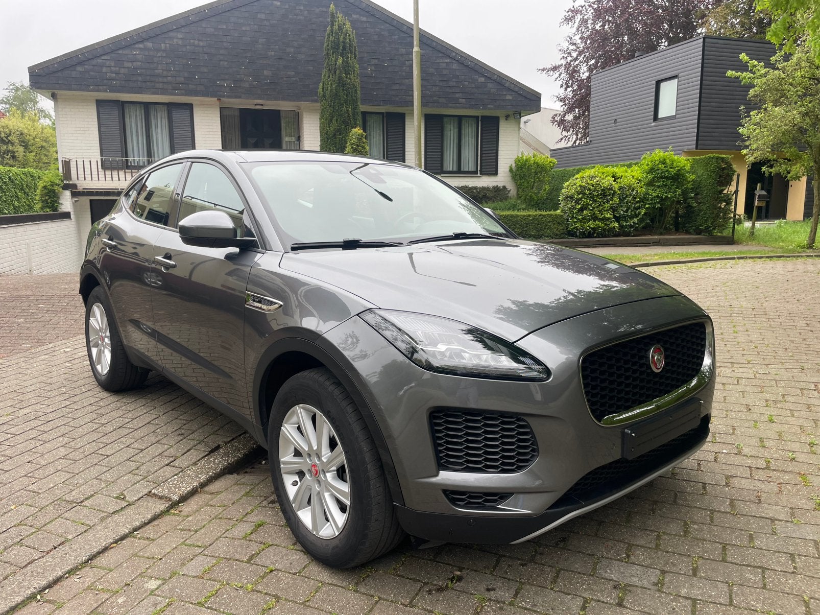 Jaguar E-Pace 2018 59.000km *Navi*Ass*Cruise*Xenon*Pano*Esp, Auto's, Automaat, https://public.car-pass.be/vhr/8ca47ead-f0b2-42ce-a31e-2eeeacde5124
