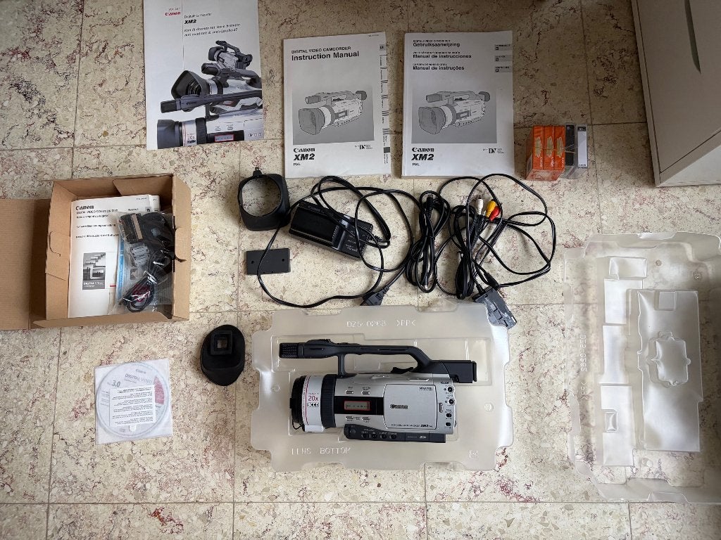 Caméscope numérique Canon XM2 MiniDV, bon état, TV, Hi-fi & Vidéo, Enlèvement ou Envoi, Canon, Caméra, Utilisé