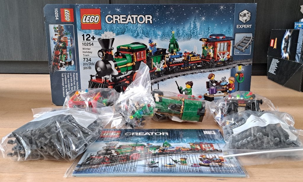 Lego 10254 - Wintervakantietrein, Ophalen, Gebruikt, Lego, Compleet