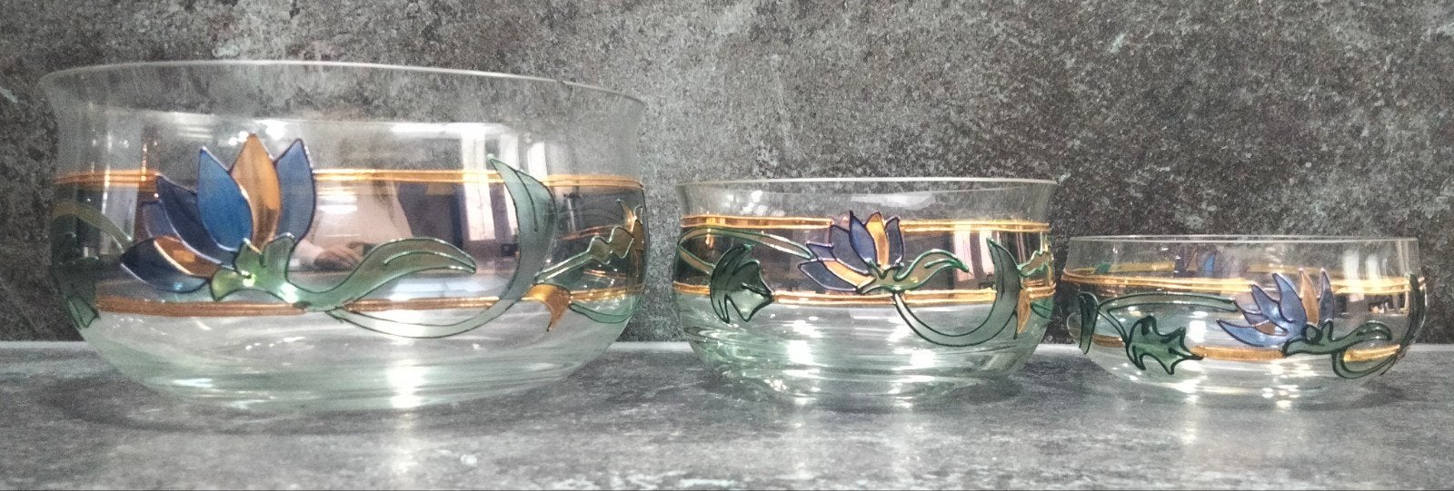 Bols Gigognes Tiffany Reine par Paul Nagel or fin 1980, Enlèvement, Verre