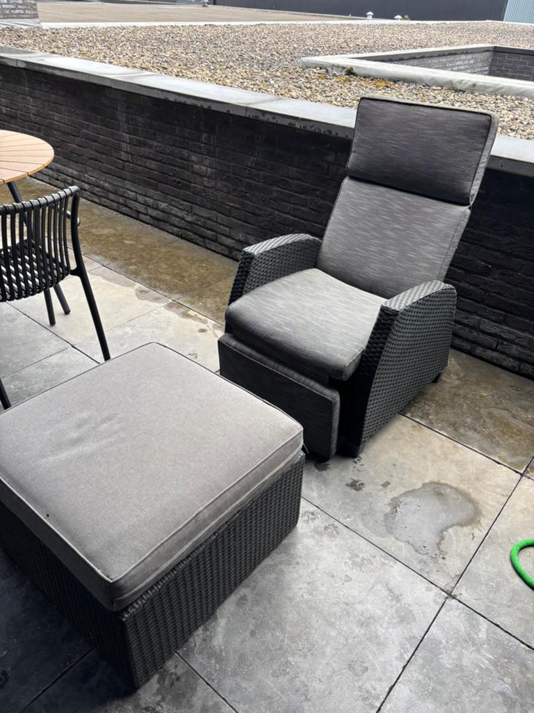 Stoel met poef en kussens, Tuin en Terras, Tuinsets en Loungesets, Ophalen, Gebruikt, Stoel