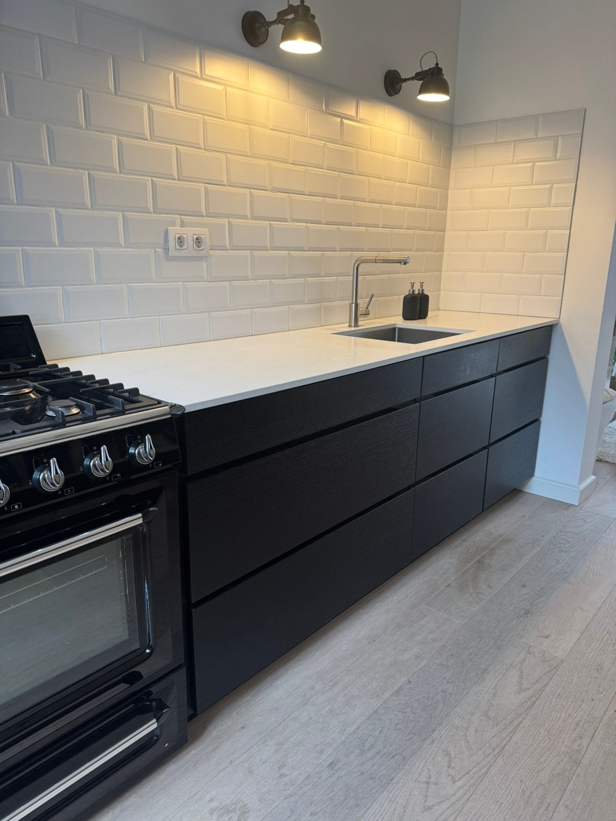 Keuken, Ophalen, Zo goed als nieuw, Zwart, Composiet