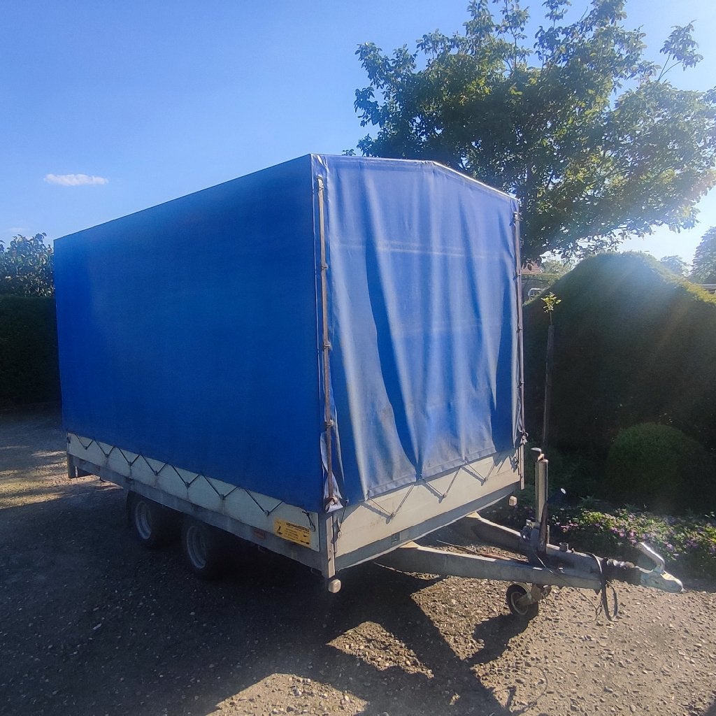Aanhangwagen met huif merk Hapert/remorque, Ophalen