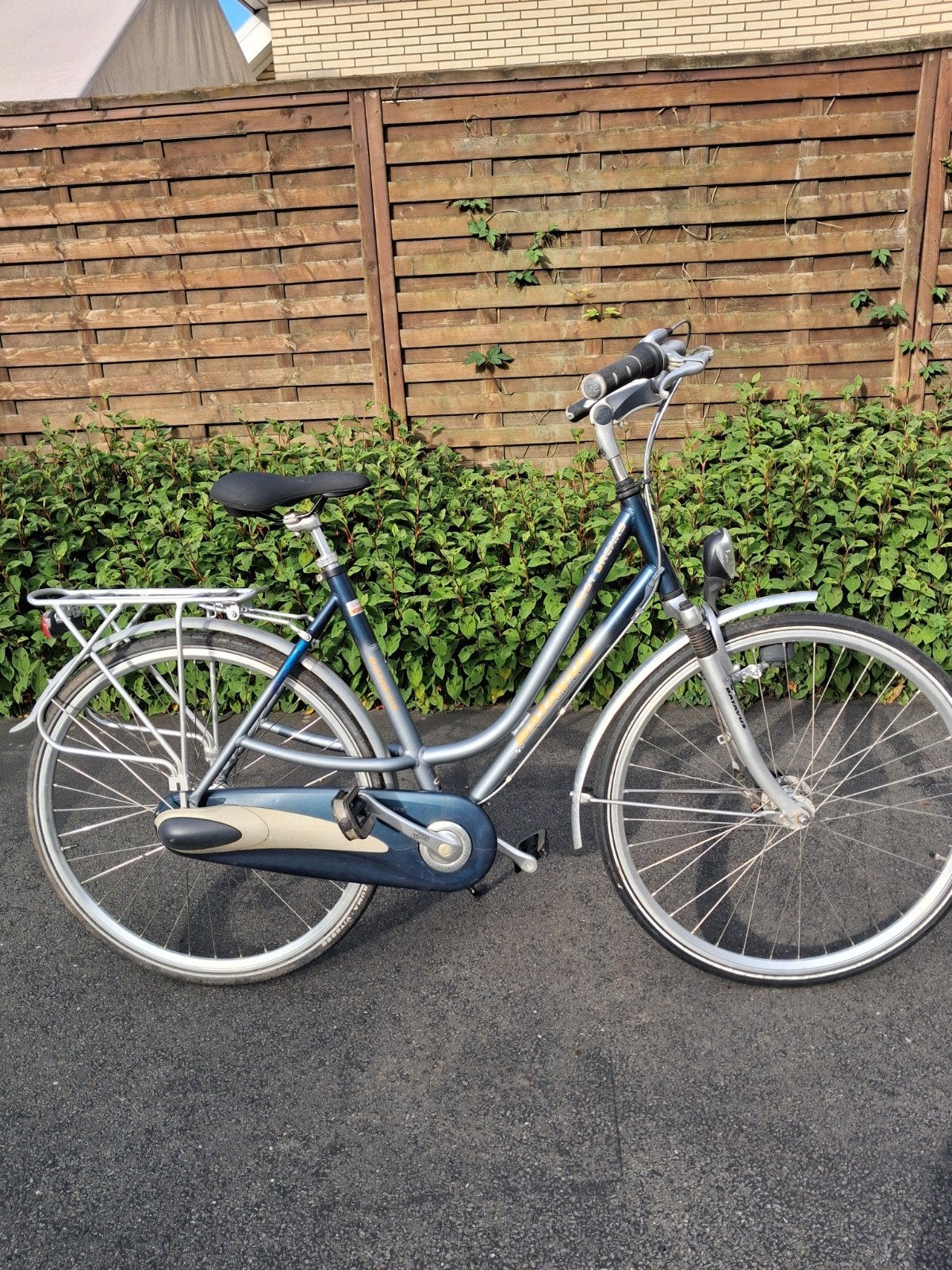 Aluminium damesfiets batavus in nieuwstaat, Fietsen en Brommers, Fietsen | Dames | Damesfietsen, Versnellingen, Batavus, Ophalen of Verzenden