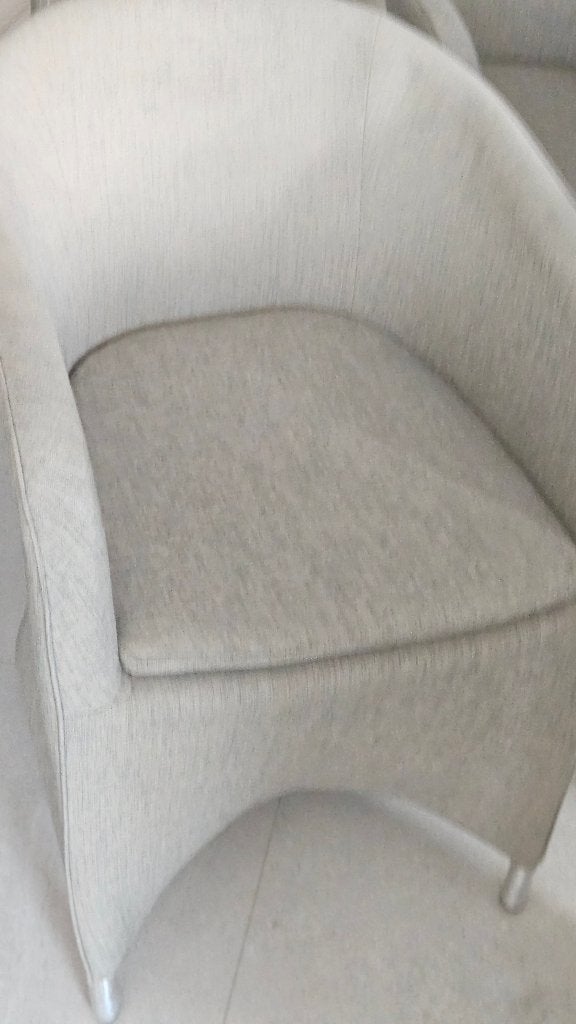 6  gratis stoelen, Huis en Inrichting, Stoelen, Ophalen, Zo goed als nieuw, Grijs, Kunststof