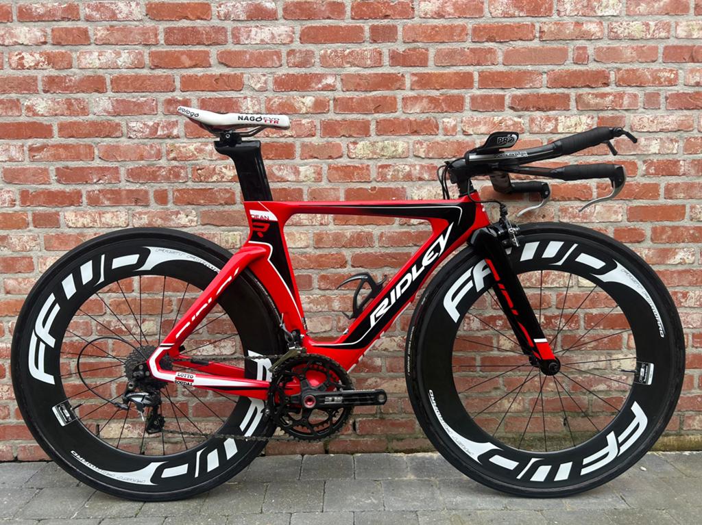 Tijdritfiets RIDLEY DEAN in showroomstaat - zonder wielen, Carbon, Velgrem, Zo goed als nieuw, Meer dan 20 versnellingen