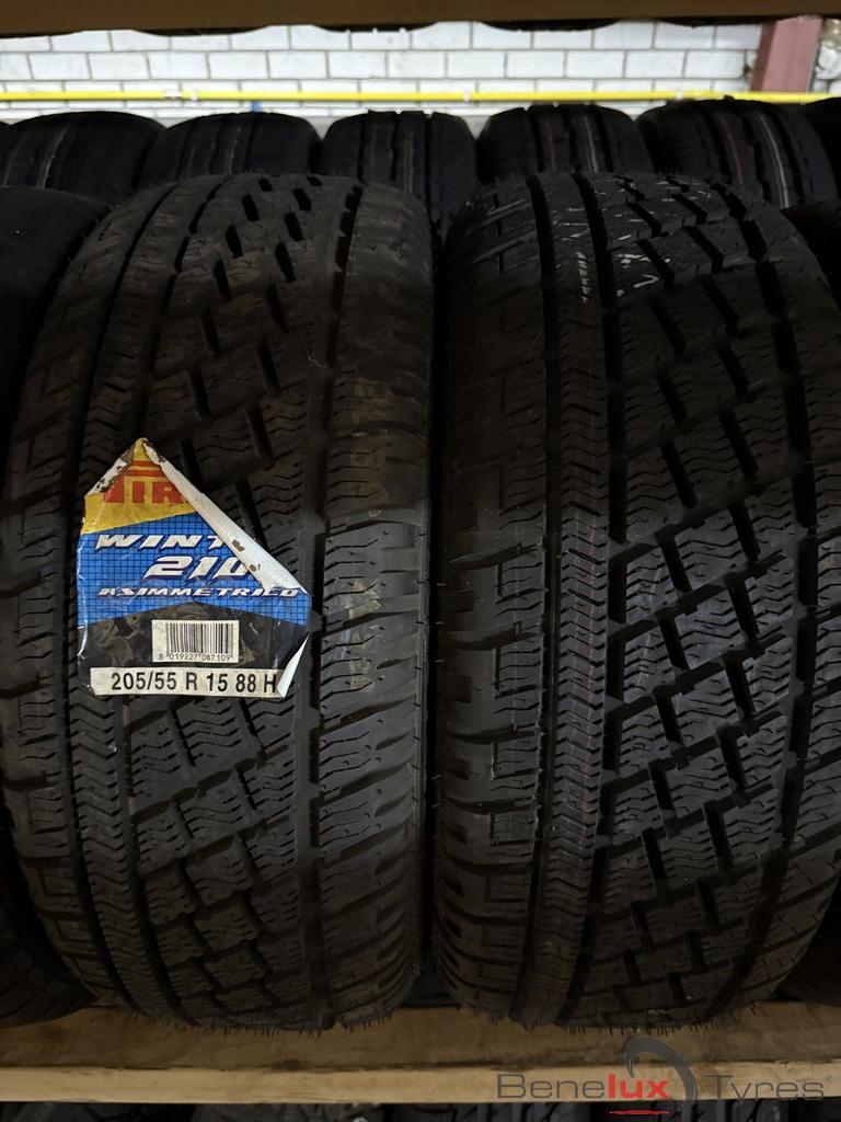 winter nieuw 205/55R15 Pirelli 205/55 R15 205/55/15 2055515, Auto-onderdelen, Banden en Velgen, 15 inch, -, -, Nieuw