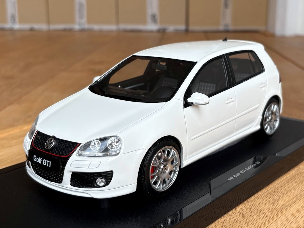 Volkswagen Golf 5 GTI Edition 30 1:18 OttO Mobile OT1250 VW, Enlèvement ou Envoi, Neuf, Voiture, OttOMobile
